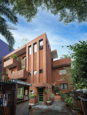 Firebrick Boutique Residences - GARNET HOUSE